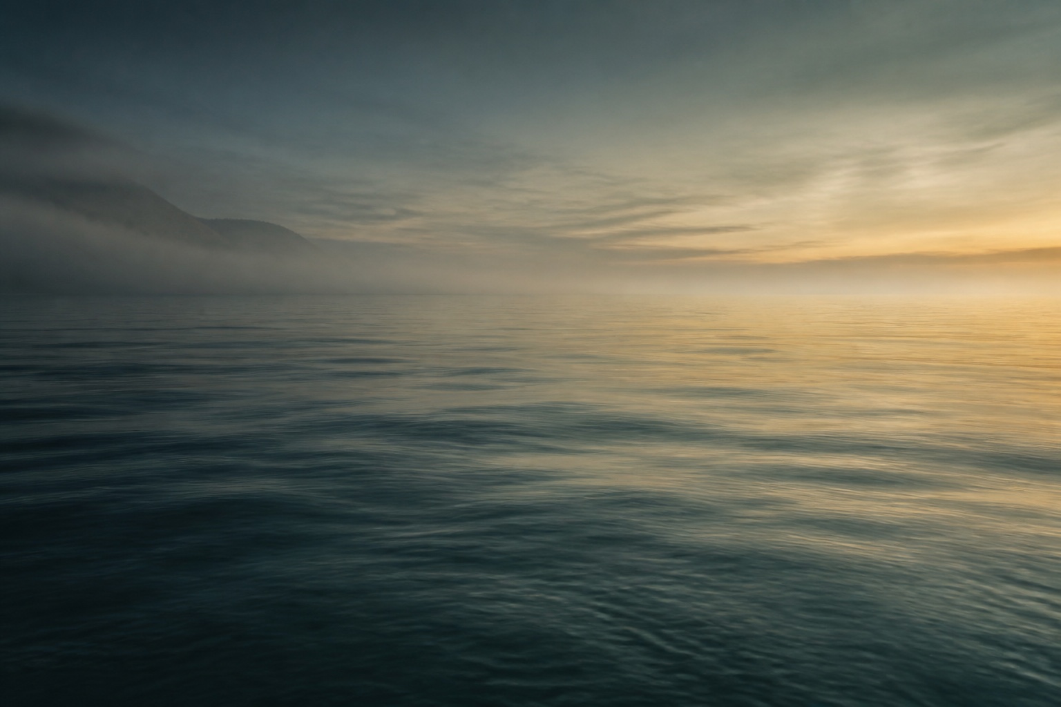 Spokojny ocean — metafora głębi umysłu